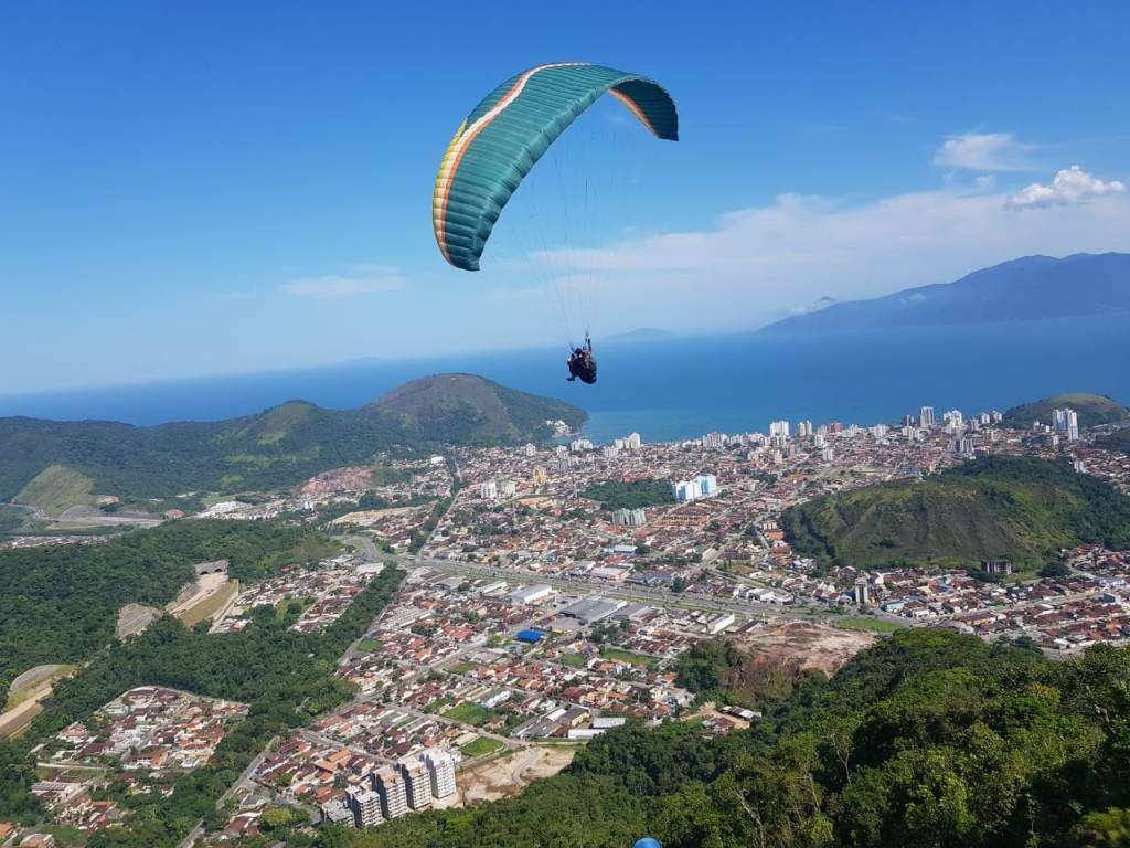 Vôo livre em Caraguatatuba