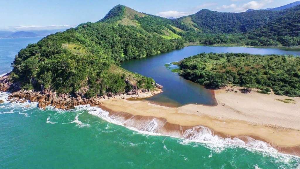 5 Praias Para se Visitar em Caraguatatuba